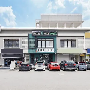 Oyo 90399 Green Syariah Hotel