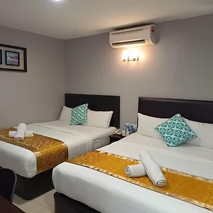 Royale - 10 Min From Klia Klia 2 Airport Hotel